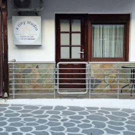 A tiny studio, hotel in Ouranoupoli