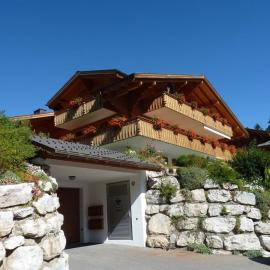 Great luxurious Flat in pitoresque Lauenen village