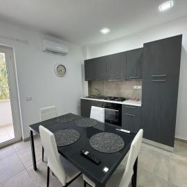 Holidays Apartments Tropea, hotelli kohteessa Tropea