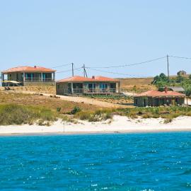 Amari Stone Apartments, hotell i Moúdhros