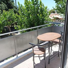 Euphemia's Apartment, hotel em Ampavris