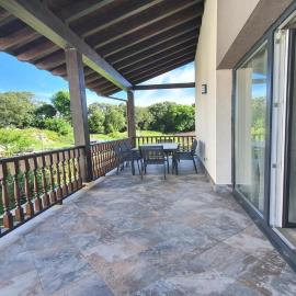LAS QUINTAS DE BRICIA 1-B, Hotel in Bricia