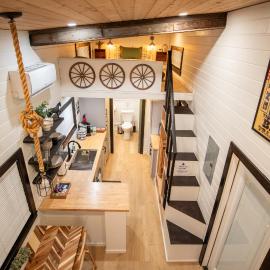 Unique Tiny Home Minutes from Downtown, hotel i Ellensburg