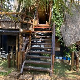 Sweet Melody Tree House, hotel in Gaborone