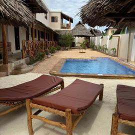 Peace And Color Limited Guest House