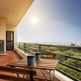 Blife RYA private rooms - Airport stay