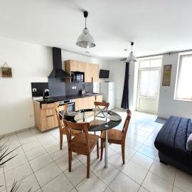 La Champenoise 4 voyageurs – hotel w mieście Sézanne