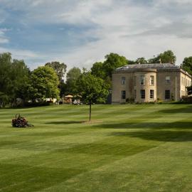 Bishopstrow Hotel and Spa - Small Luxury Hotels of the World, хотел в Уорминстър