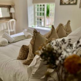 Posh Little Cottage