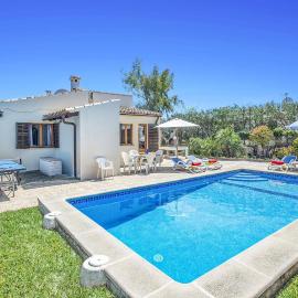 Villa Venancio by Villa Plus, hotel in El Port