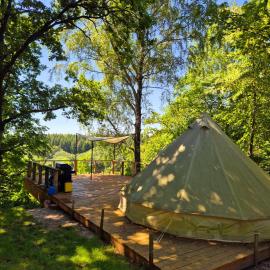 Viesnīca "Žvaigždžių slėnis"- glamping palapinė pilsētā Sližiai