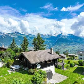 Chalet Lao-Lao by Interhome
