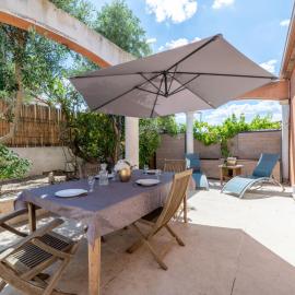 Holiday Home Jasmine by Interhome