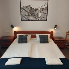 vila Happy, hotel in Veľká Lomnica
