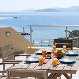 Sunlit & Sunny Rose Villas, hotel in Agios Nikolaos