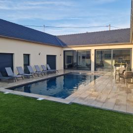 8 personnes piscine