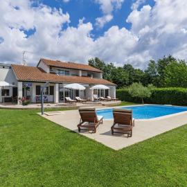 Holiday Home Villa Sole by Interhome โรงแรมในNova Vas