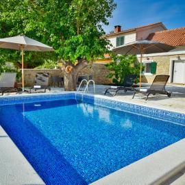 Holiday Home Ivan by Interhome, hotel a Obrovac