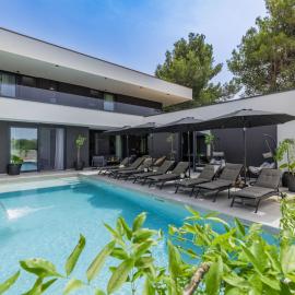 Villa Nika by Interhome, hotel di Medulin