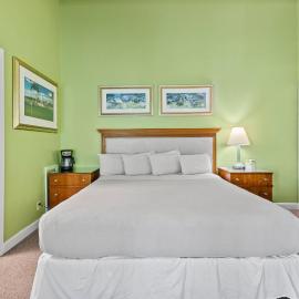 Oceanfront Inn Room #11- Standard Room - King Bed, hotel Fort Pierce-ben