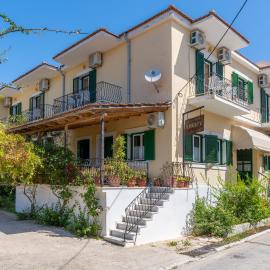 Ammousa Hotel Apartments, hotel in Lixouri