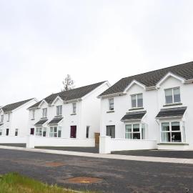 Ballintra 3 Bedroom Family Holiday Home - Near Rossnowlagh Surfing & Beach & Donegal Bay Golf
