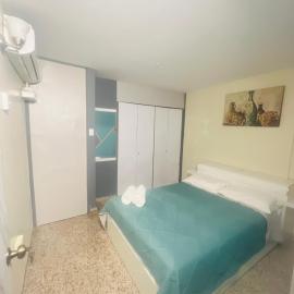 Grand Monseratte House, hotel a Carolina