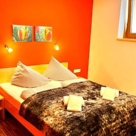 Adventure Panorama Appartement "Auenfeld" Top 6, hotell i Warth am Arlberg