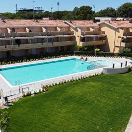 Villaggio Selene، فندق في بيبيوني