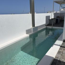 Pool House, hotel u gradu La Santa