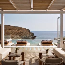 Semeli Coast Mykonos Curio Collection by Hilton، فندق في Merchia Beach