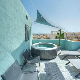 Beautiful penthouse, sun terrace, jacuzzi GOSLM-8