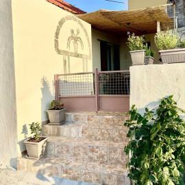 Trachos Traditional House, hotel din Sálakos