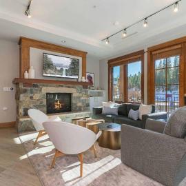 Iron Horse Lodge South 308 by East West Hospitality