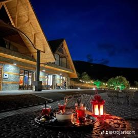 Troja Resort - Hotel & Restaurant, hotel en Shupenzë
