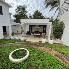 Amplia casa con Palapa, hótel í Altamira
