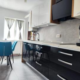 Zen Apartament, hotel in Alba Iulia