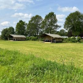 Safaritent voor 6 personen, hotel v destinaci Zwiggelte