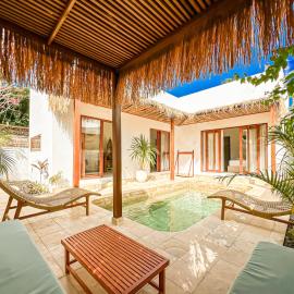 Private Pool Villa Retreat NAMU two-bedroom 5unit, hotel in Kuta Lombok