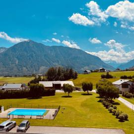 GAMSBLICK - Traumhaftes Bergpanorama, Parkplatz & Pool, hotel a Bad Aussee