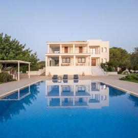 Fleur du sud - Villa in Chania، فندق في Korakiaí