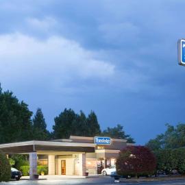 Travelodge by Wyndham East Portland/Gresham, hotel u gradu Trautdejl
