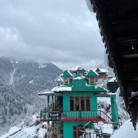Yamuna Guest House Tosh