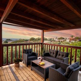 Harmony Sea View Apartment, hotell sihtkohas Anissaras