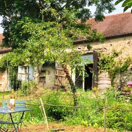 Gîte au Bray, hotel in Bellenaves