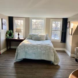 Tavern - Charming Loft, hotel a Newport