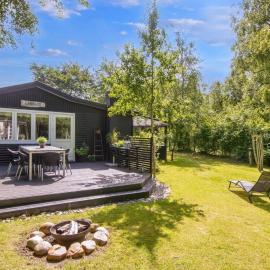 5 person holiday home in Thyholm-By Traum, hotel Thyholmban