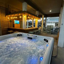 Hot Tub, Gas Grill, Tiki Bar w/TV, Dog Friendly, hotel in Bolivar Peninsula
