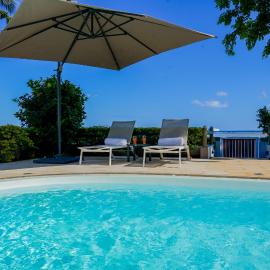 The Compound - Villa 3, hotel u gradu 'Baie du Tombeau'