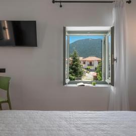 Arca Deorum, Hotel in Vitina